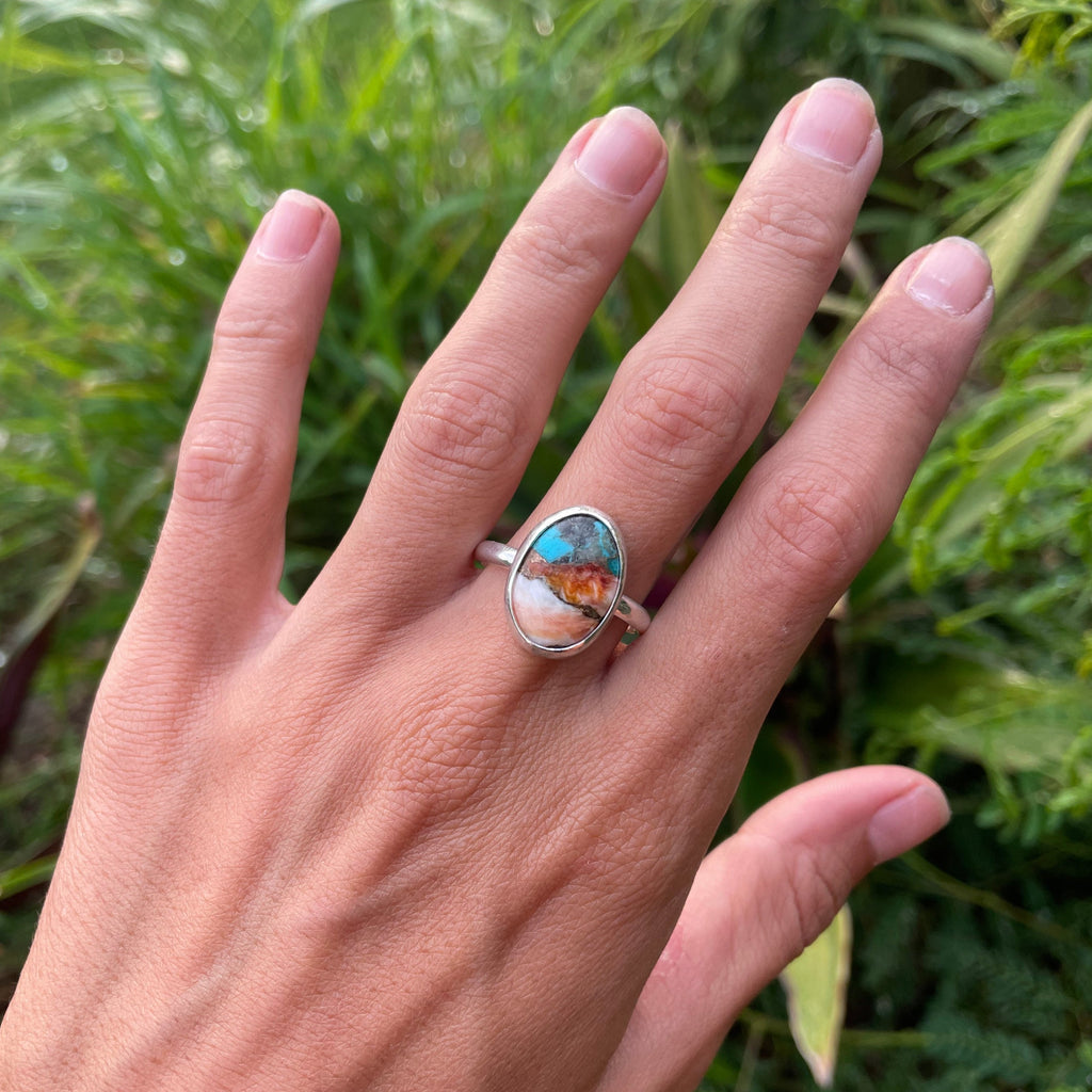 Spiny Oyster Turquoise Ring (Size 11)